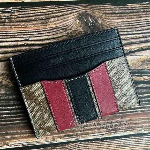 New Coach Signature Canvas Leather Card Case with Red Black Varsity Stripes - Picture 2 of 6